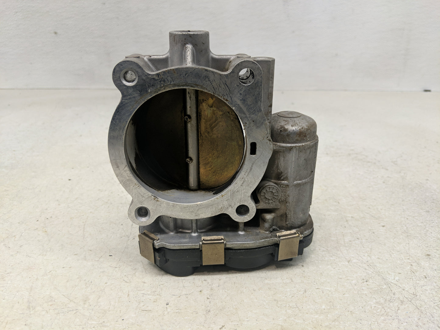 2007-2009 Saturn Aura Throttle Body Fits Fits 2007 2008 2009 2010 2011 2012 2013 2014 OEM Used Auto Parts - Oemusedautoparts