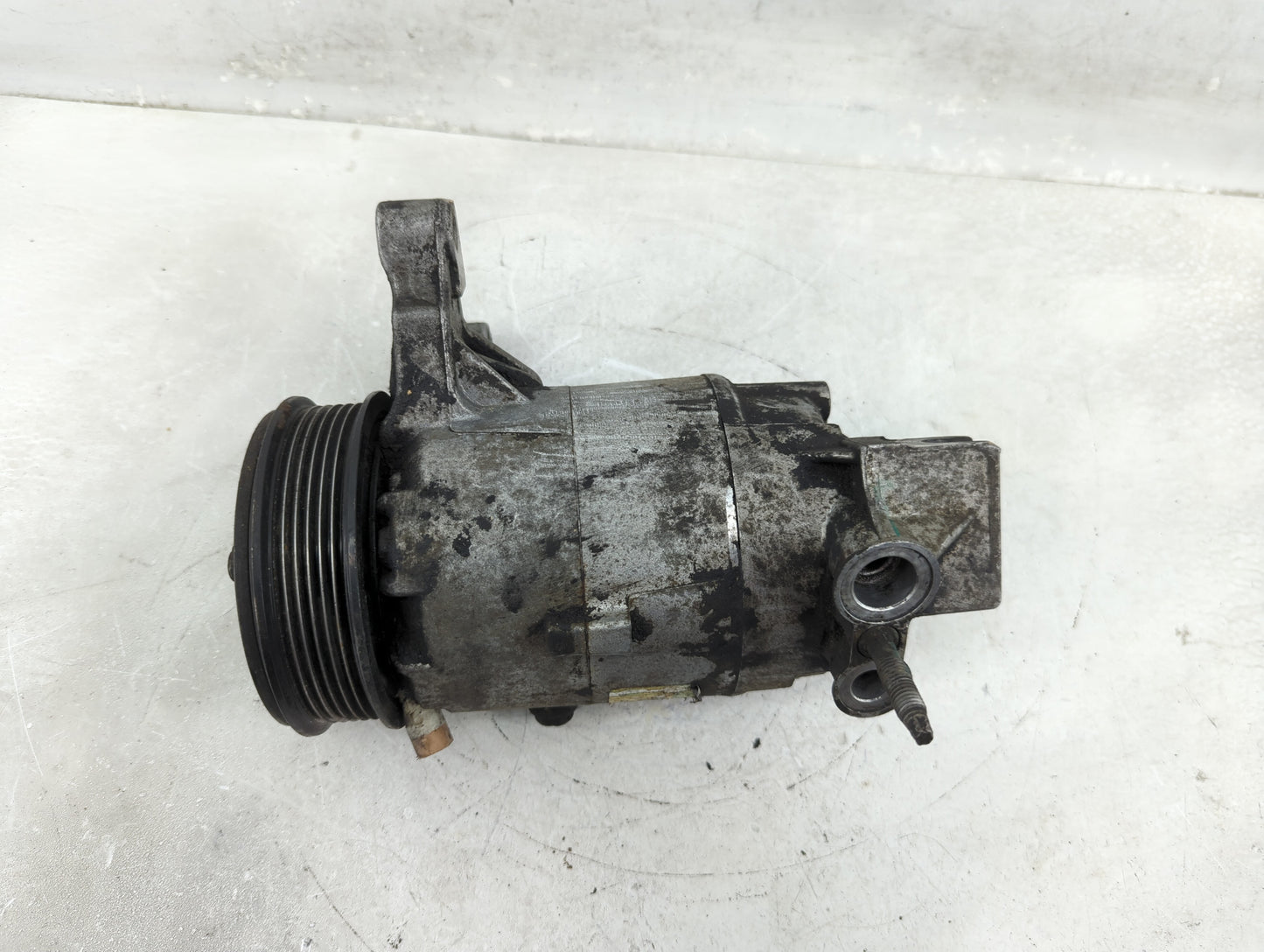 2007-2008 Saturn Aura Air Conditioning A/c Ac Compressor Oem - Oemusedautoparts1.com
