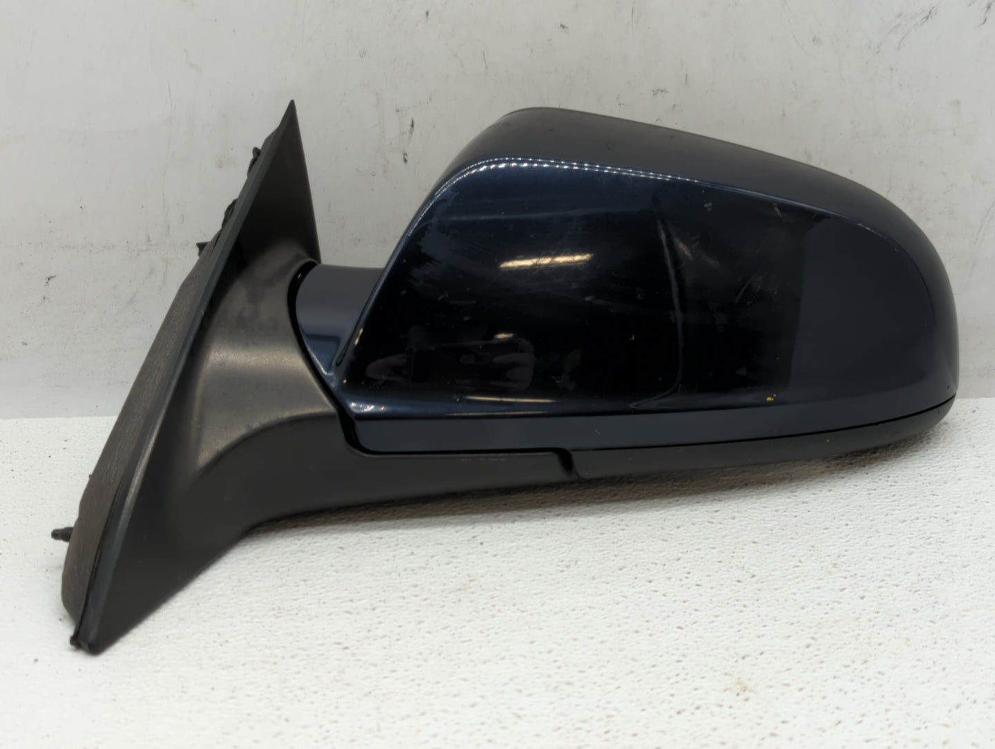 2007-2009 Saturn Aura Driver Side View Mirror - Left Door Mirror OEM Used - Oemusedautoparts1.com