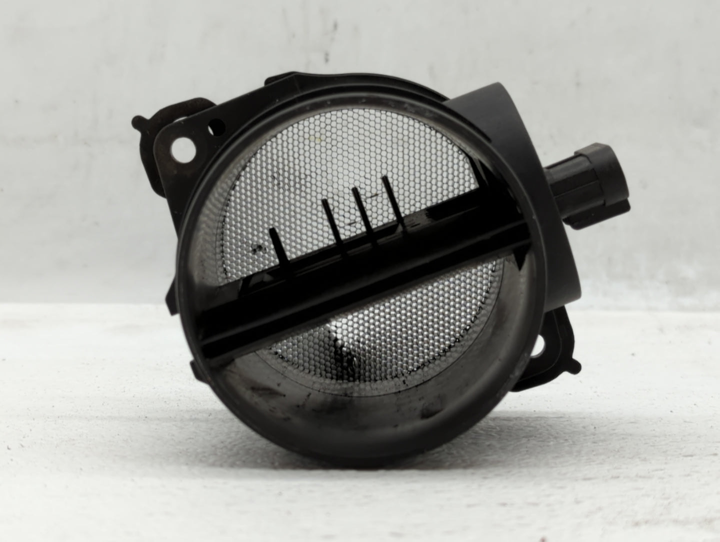 2007-2009 Saturn Aura Mass Air Flow Meter Maf - Oemusedautoparts1.com