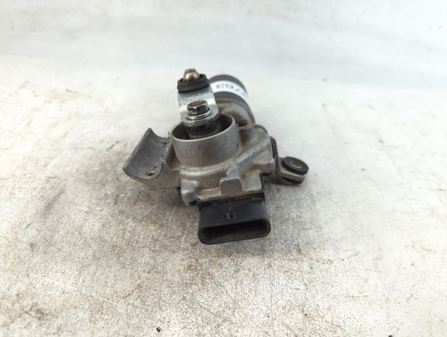 2007 Saturn Aura Engine Gearbox Motor Mount - Oemusedautoparts1.com