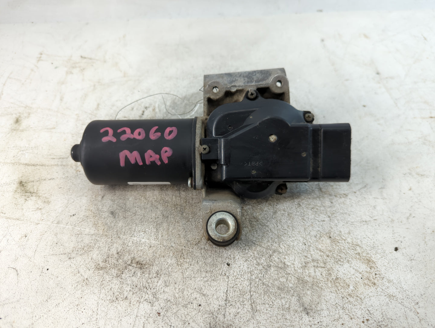 2007 Saturn Aura Engine Gearbox Motor Mount - Oemusedautoparts1.com