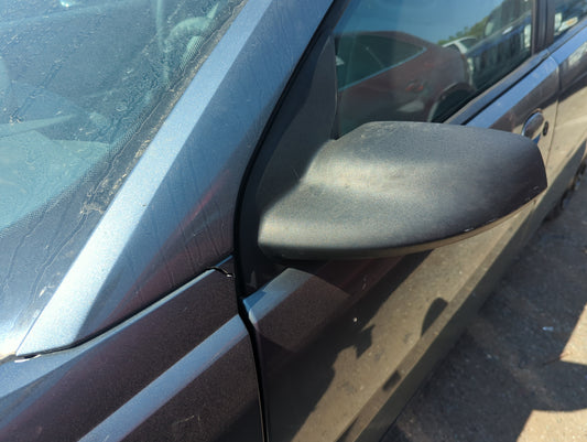 2005-2007 Saturn Ion Driver Side View Mirror - Left Door Mirror OEM Used - Oemusedautoparts1.com