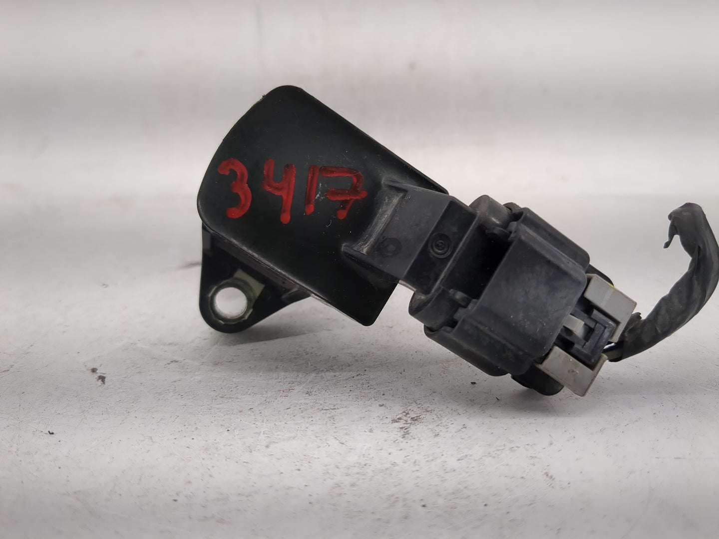 2006-2007 Saturn Ion Ignition Coil Igniter Pack - Oemusedautoparts1.com