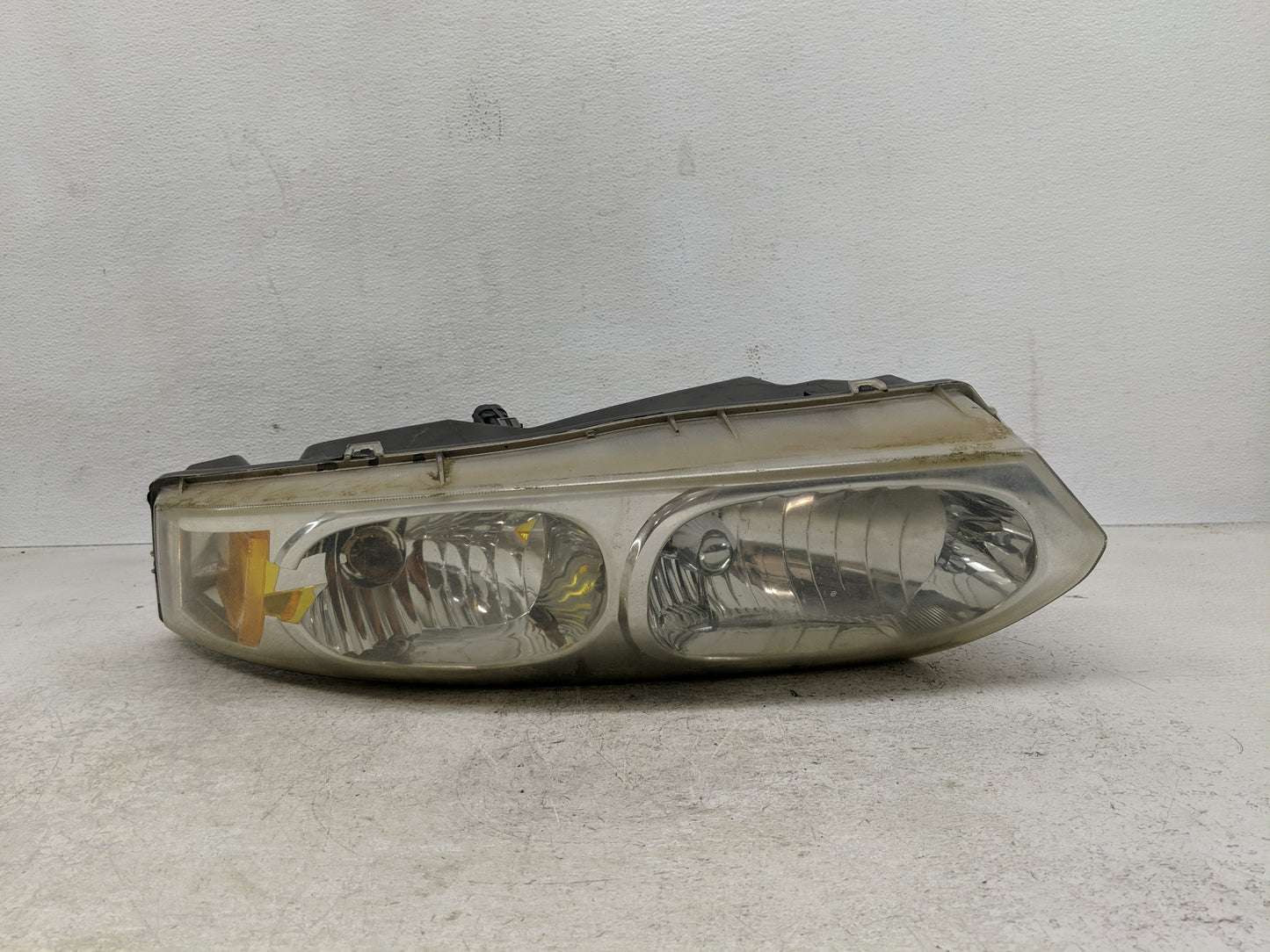 2003-2007 Saturn Ion Driver Left Oem Head Light Headlight Lamp - Oemusedautoparts1.com