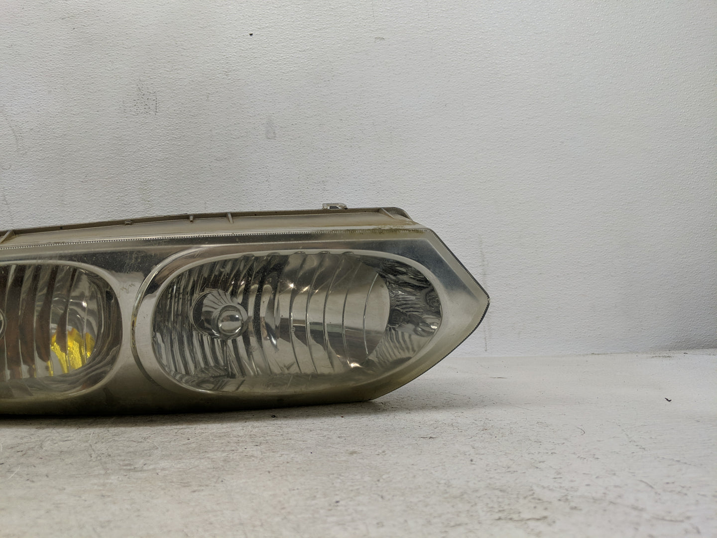 2003-2007 Saturn Ion Driver Left Oem Head Light Headlight Lamp - Oemusedautoparts1.com