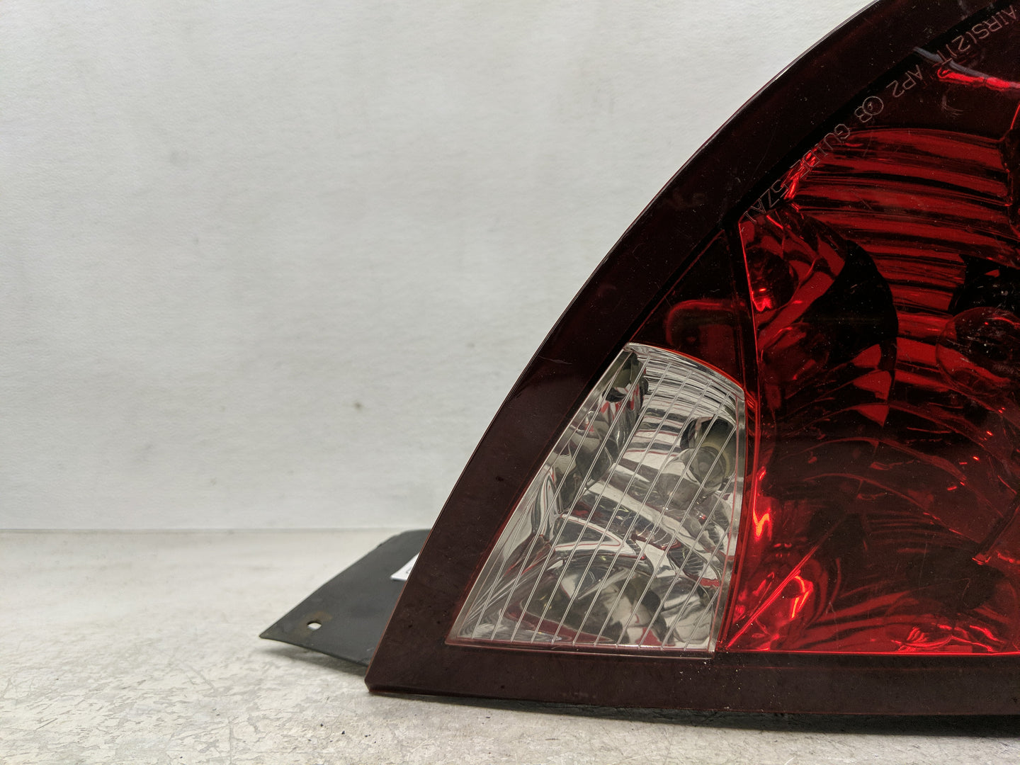 2003-2007 Saturn Ion Tail Light Assembly Driver Left OEM P/N:22723024 Fits Fits 2003 2004 2005 2006 2007 OEM Used Auto Parts