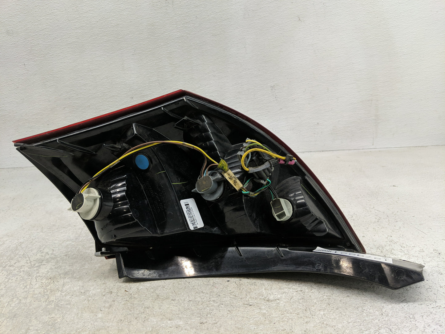 2003-2007 Saturn Ion Tail Light Assembly Driver Left OEM P/N:22723024 Fits Fits 2003 2004 2005 2006 2007 OEM Used Auto Parts