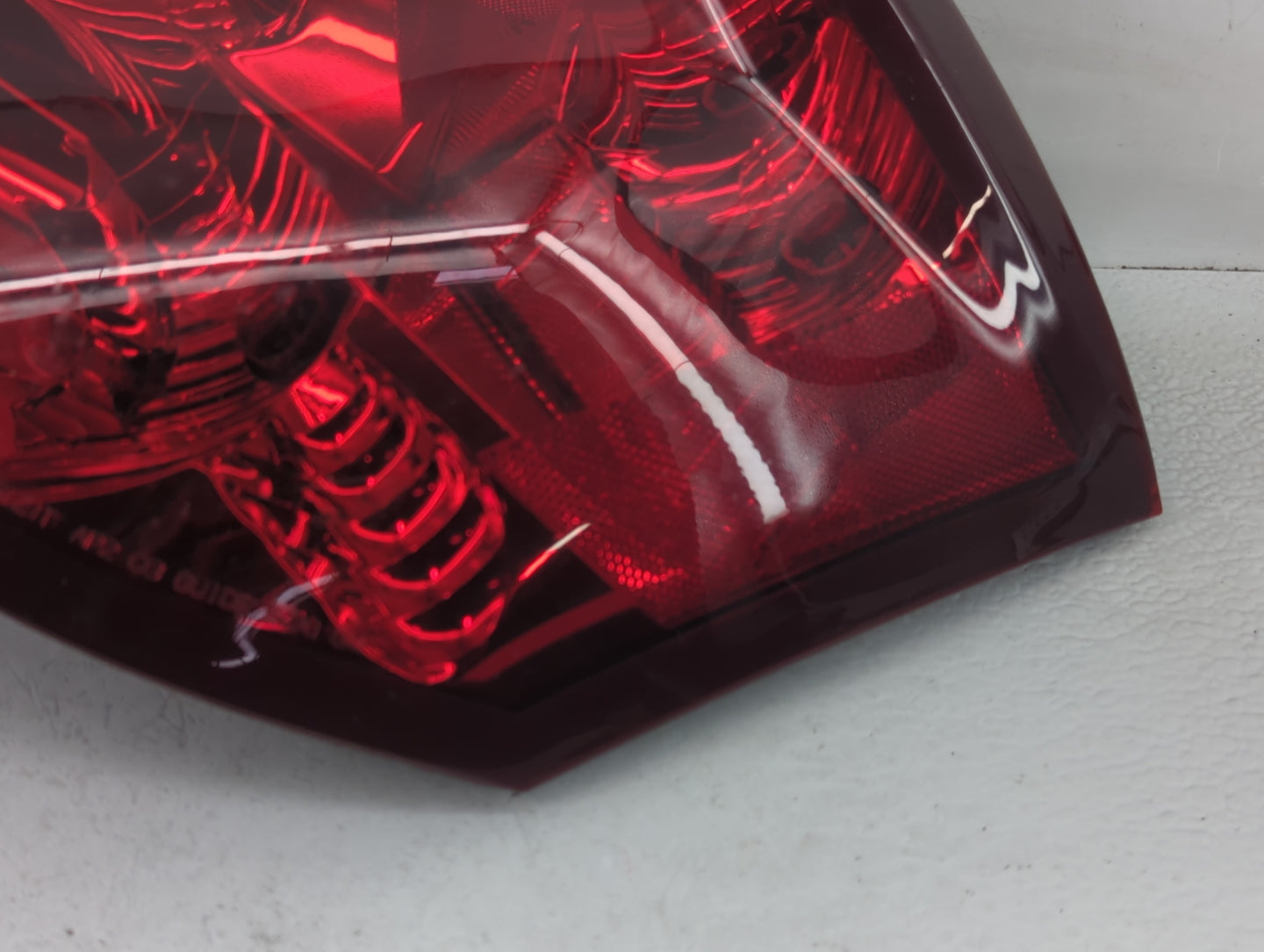 2003-2007 Saturn Ion Tail Light Assembly Passenger Right OEM P/N:22723025 Fits Fits 2003 2004 2005 2006 2007 OEM Used Auto P