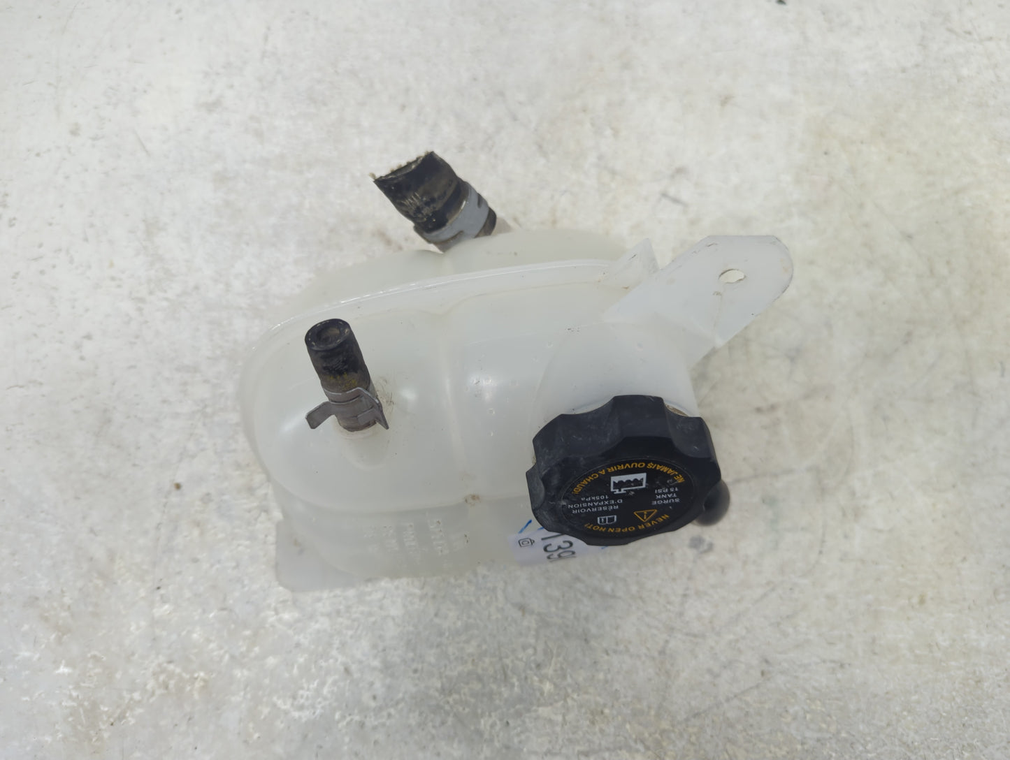 2003-2007 Saturn Ion Radiator Coolant Overflow Expansion Tank Bottle - Oemusedautoparts1.com