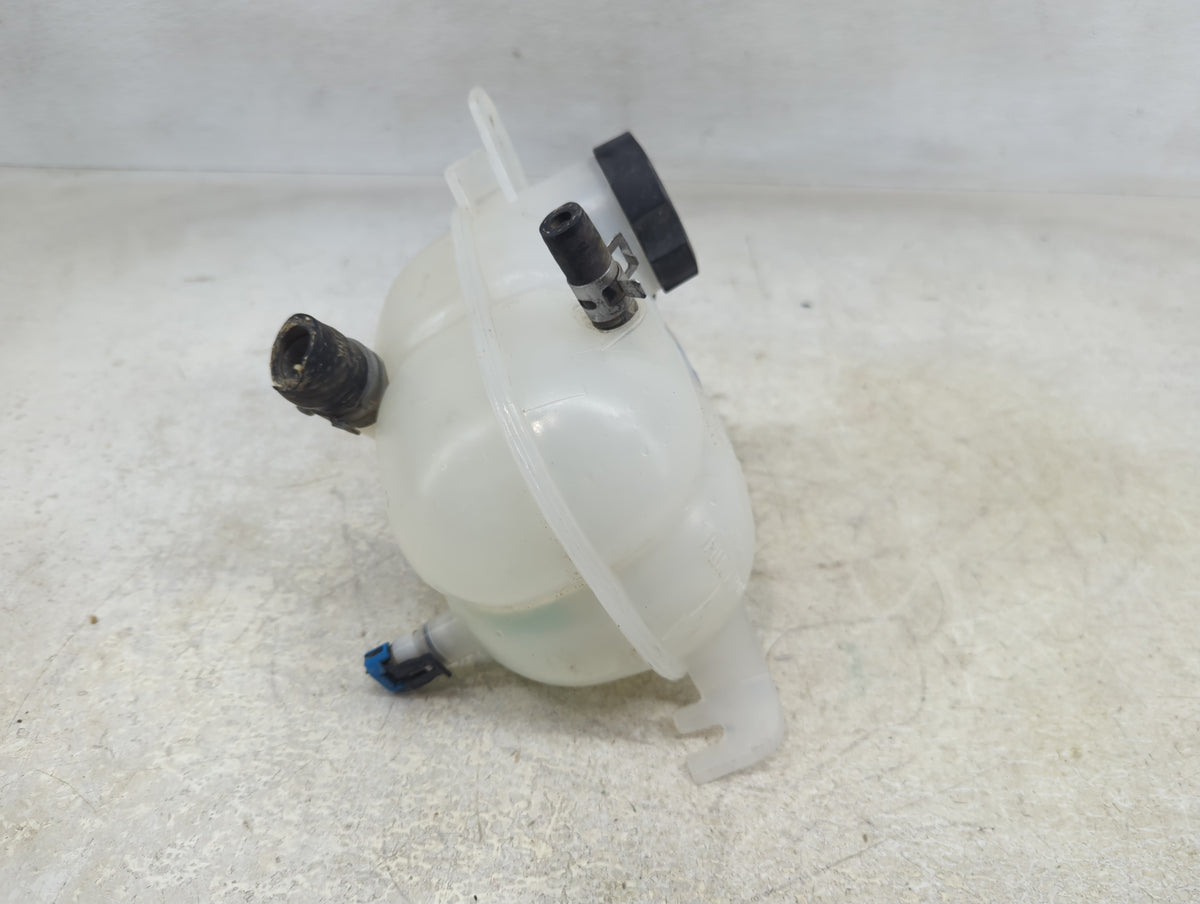 2003-2007 Saturn Ion Radiator Coolant Overflow Expansion Tank Bottle - Oemusedautoparts1.com