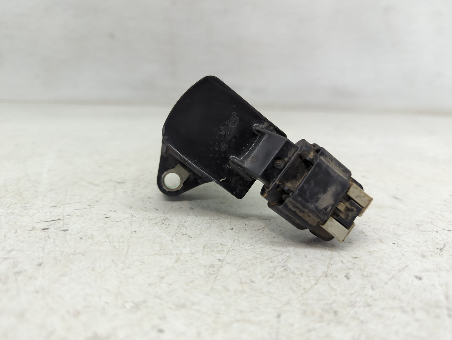 2006-2007 Saturn Ion Ignition Coil Igniter Pack - Oemusedautoparts1.com