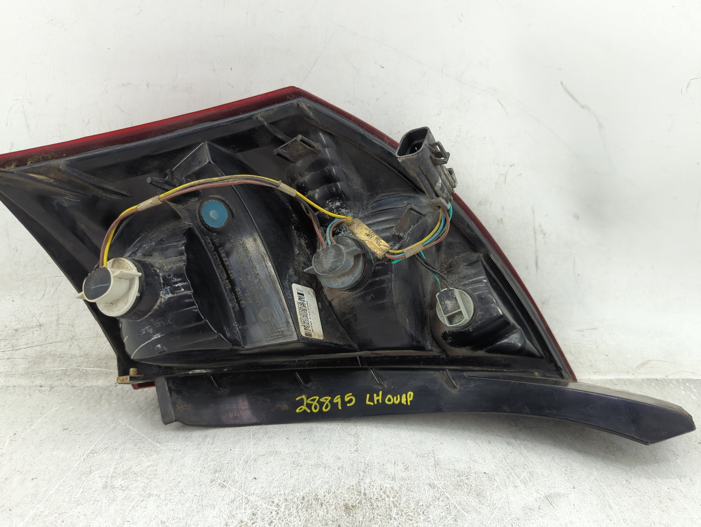 2003-2007 Saturn Ion Tail Light Assembly Driver Left OEM P/N:16530981 Fits Fits 2003 2004 2005 2006 2007 OEM Used Auto Parts