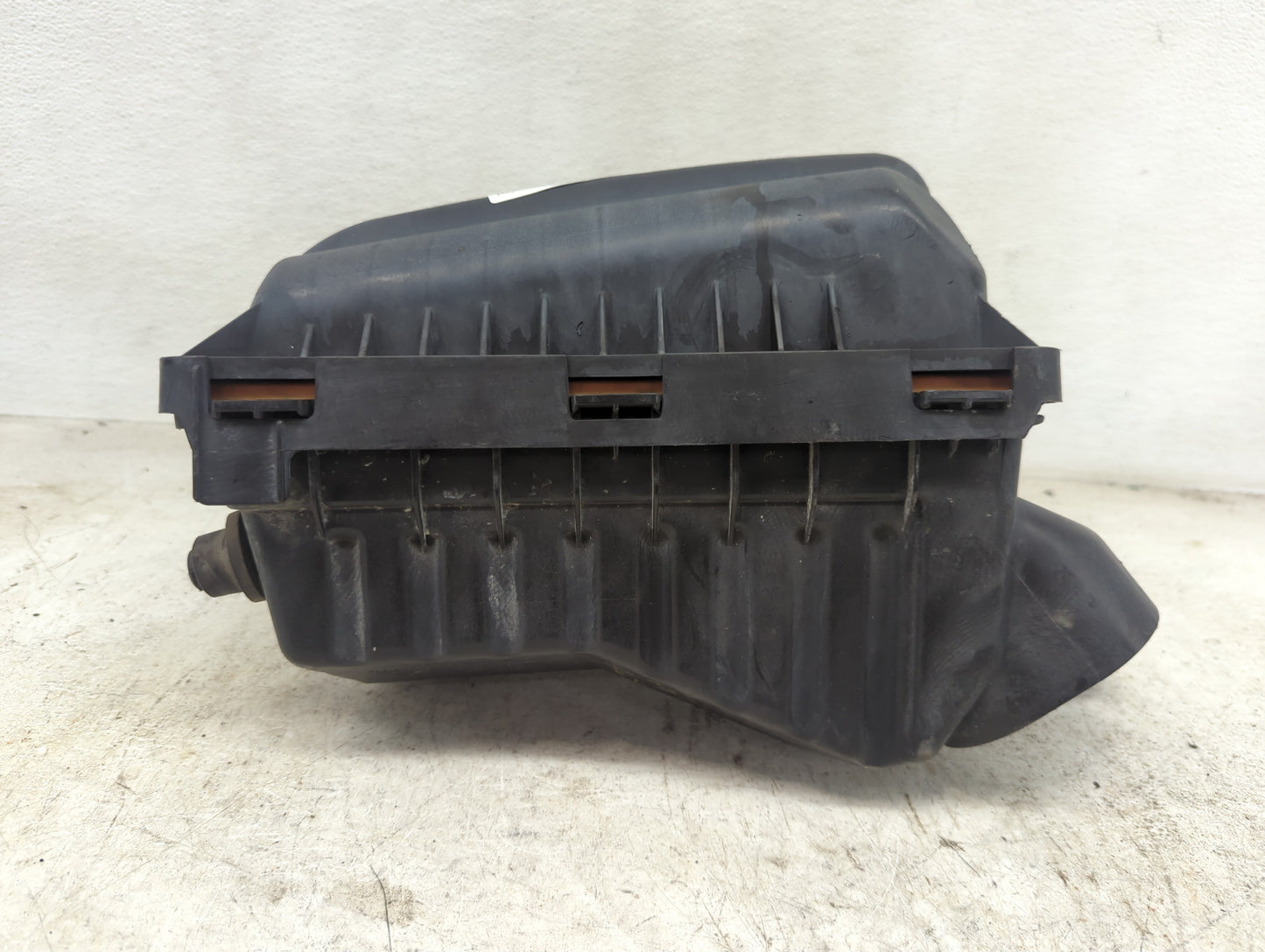 2007-2007 Saturn Ion Air Cleaner Intake-duct Hose Tube - Oemusedautoparts1.com