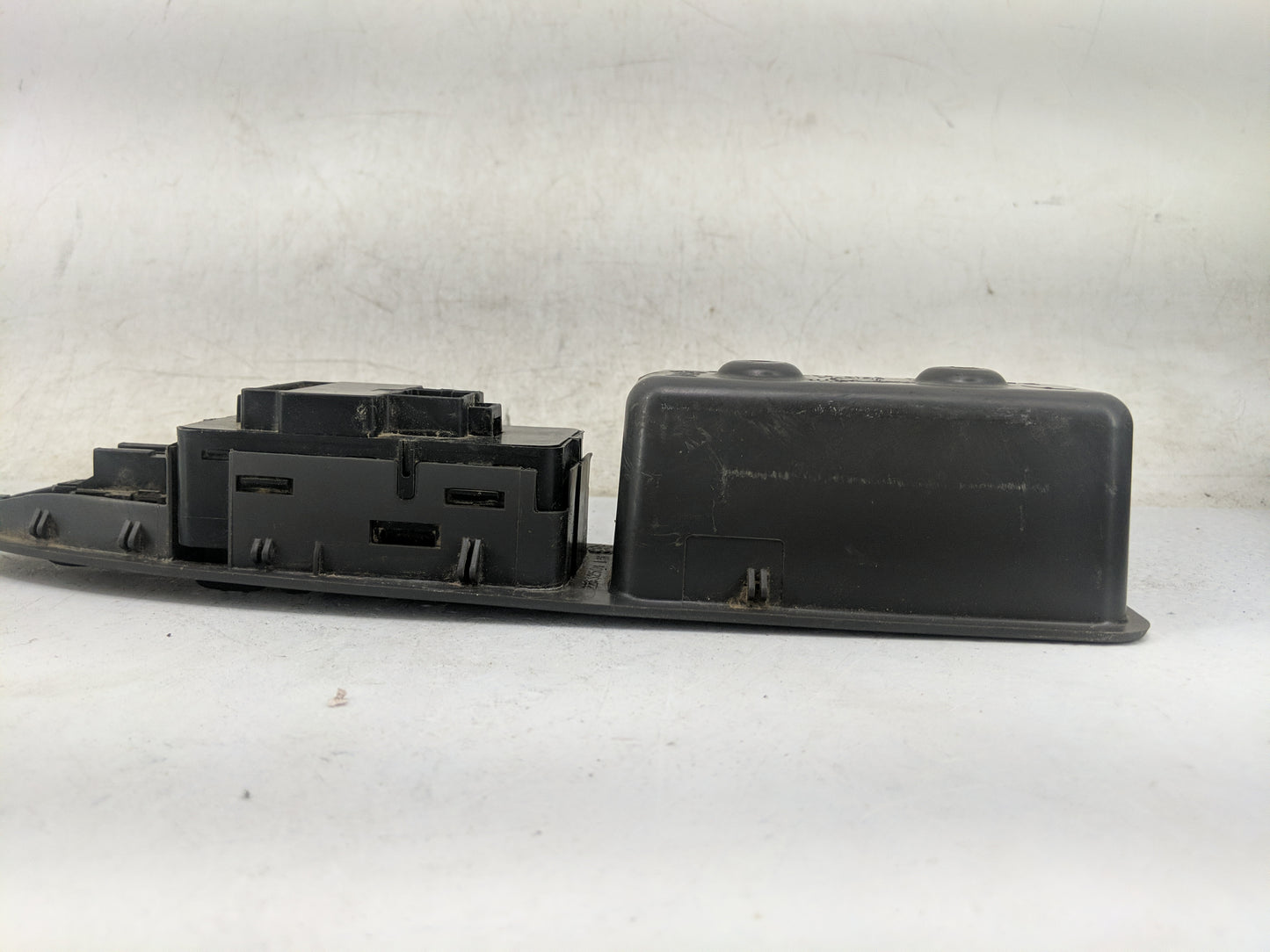 2003-2007 Saturn Ion Master Power Window Switch Replacement Driver Side Left P/N:22664402 Fits Fits 2003 2004 2005 2006 2007