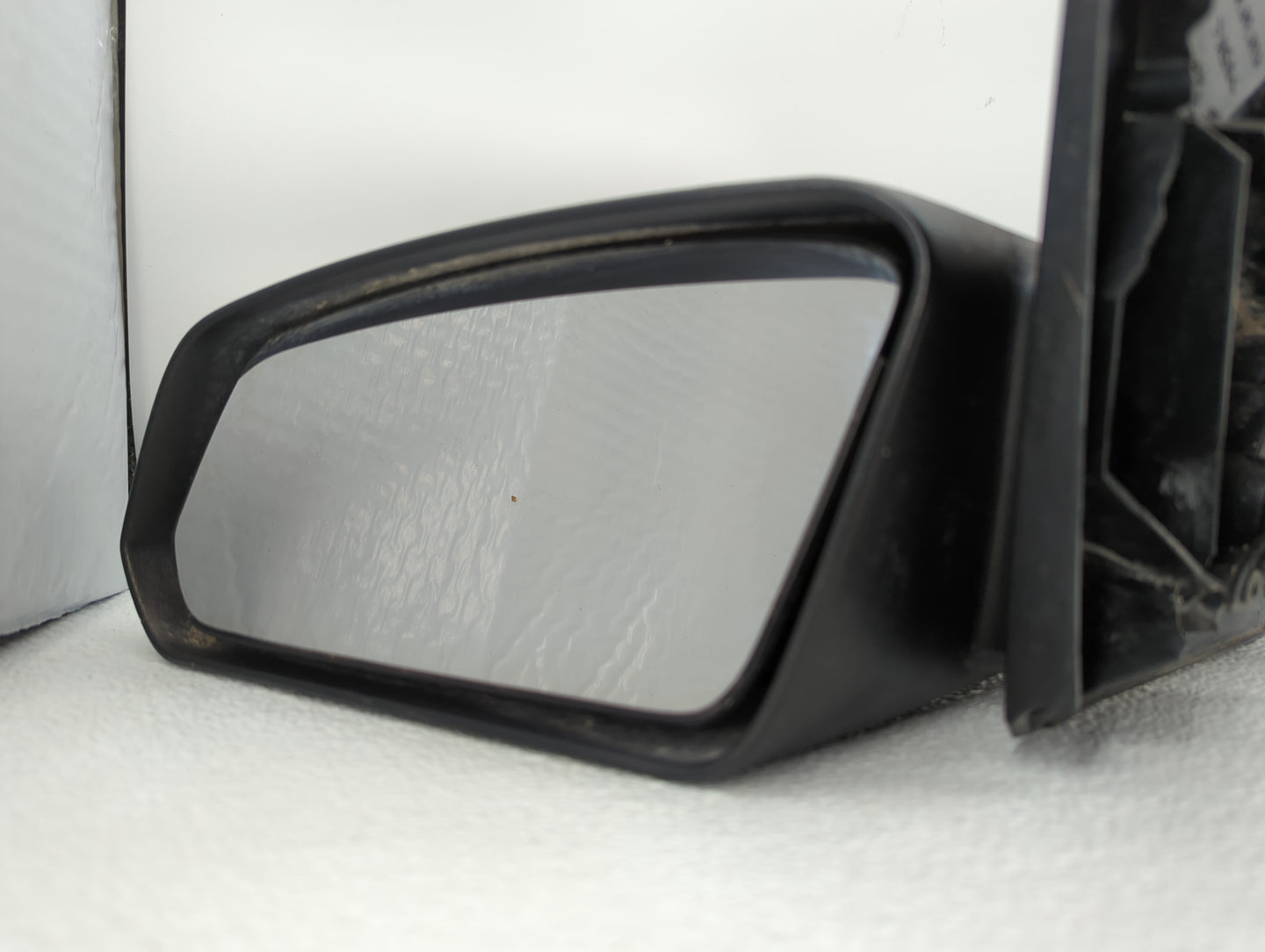 2003-2007 Saturn Ion Driver Side View Mirror - Left Door Mirror OEM Used - Oemusedautoparts1.com