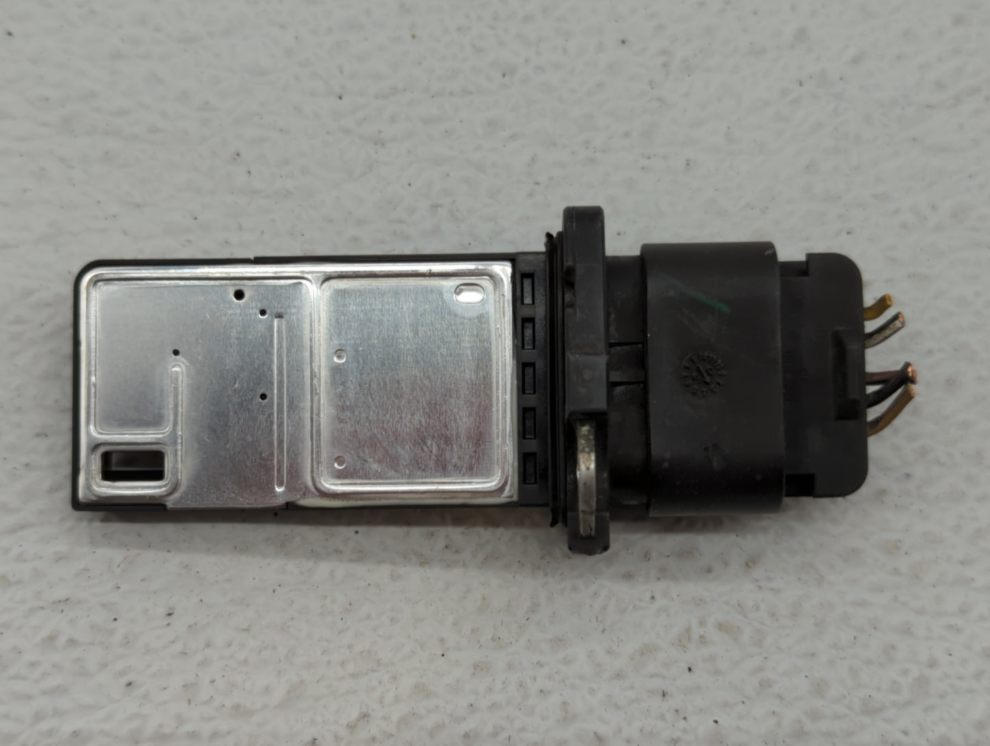 2005-2007 Saturn Ion Mass Air Flow Meter Maf - Oemusedautoparts1.com