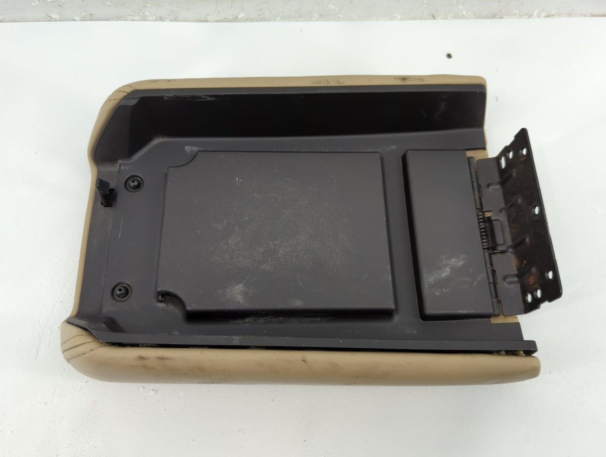 2007 Saturn Outlook Center Console Armrest Cover Lid P/N:15889665 Fits Fits 2008 2009 2010 2011 2012 2013 2014 2015 2016 201