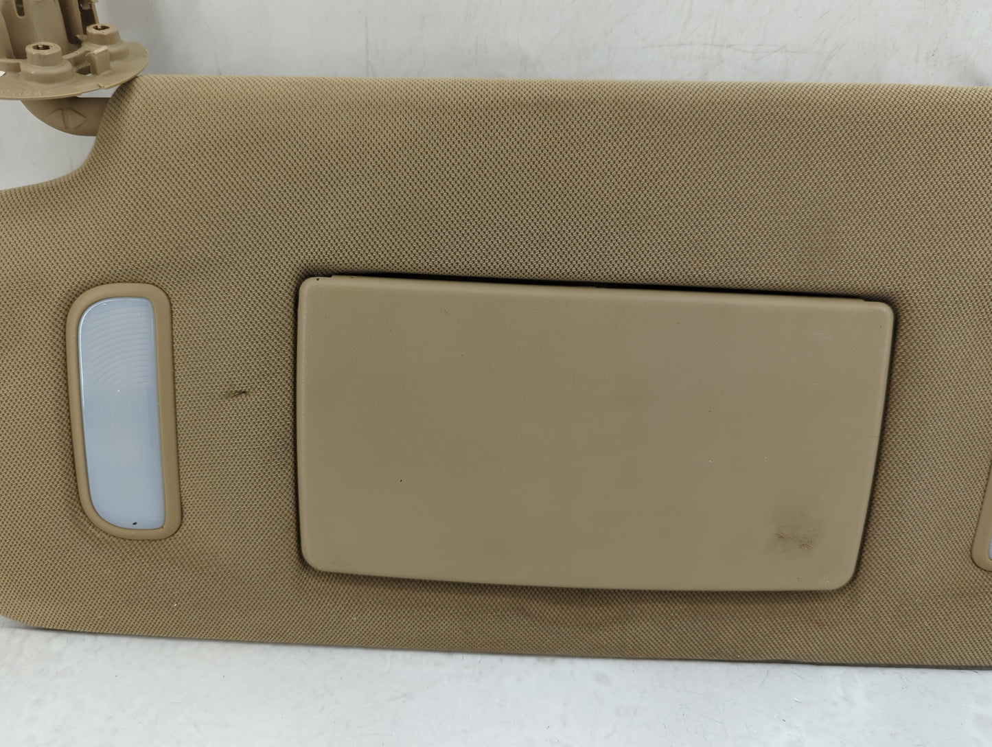 2007 Saturn Outlook Sun Visor Shade Replacement Driver Left Mirror Fits OEM Used Auto Parts - Oemusedautoparts1.com