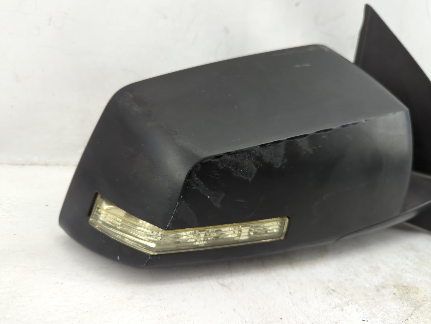 2007 Saturn Outlook Driver Side View Mirror - Left Door Mirror OEM Used - Oemusedautoparts1.com