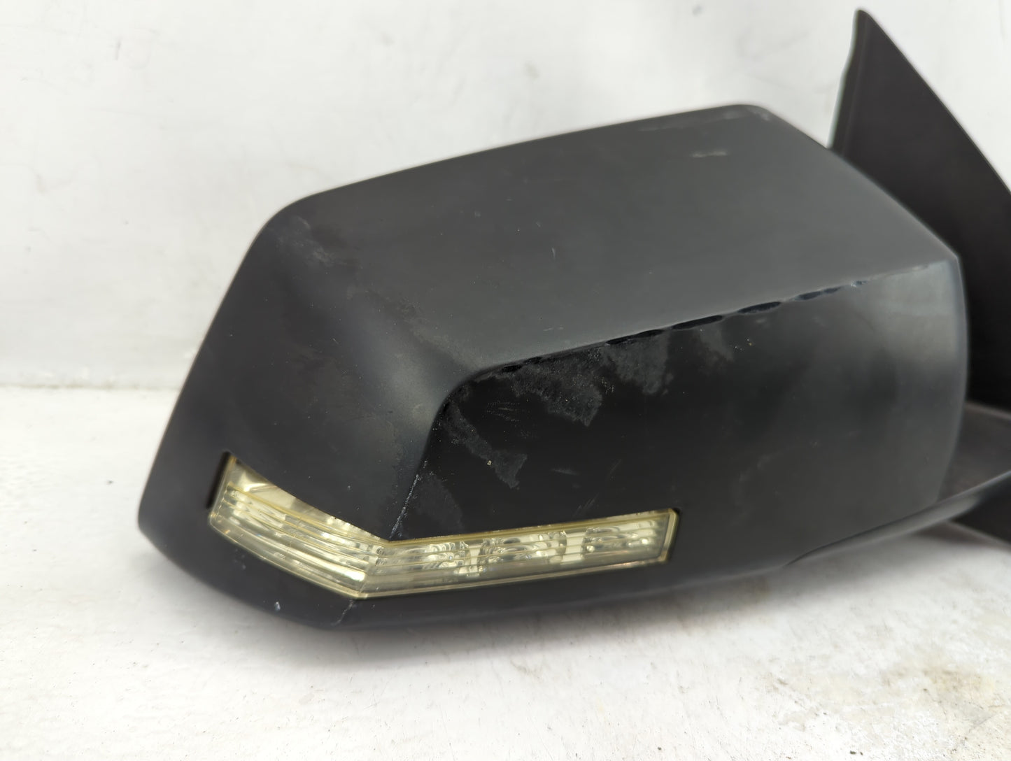 2007 Saturn Outlook Driver Side View Mirror - Left Door Mirror OEM Used - Oemusedautoparts1.com