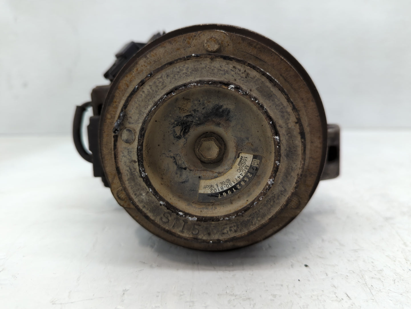 Saturn Outlook Air Conditioning A/c Ac Compressor Oem - Oemusedautoparts1.com