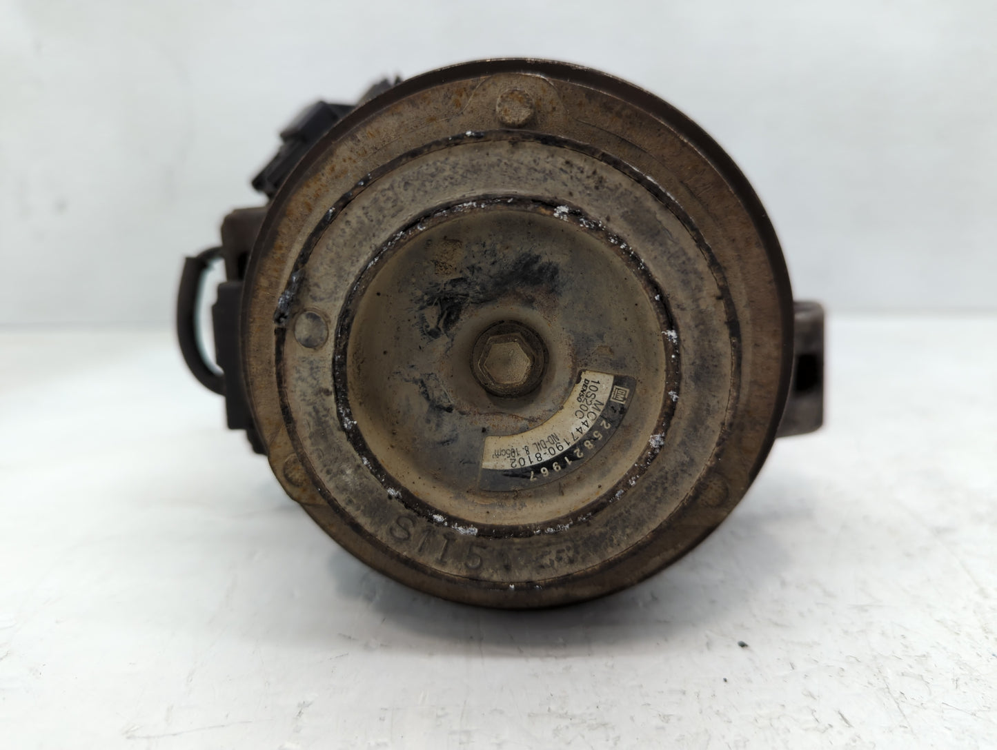 Saturn Outlook Air Conditioning A/c Ac Compressor Oem - Oemusedautoparts1.com