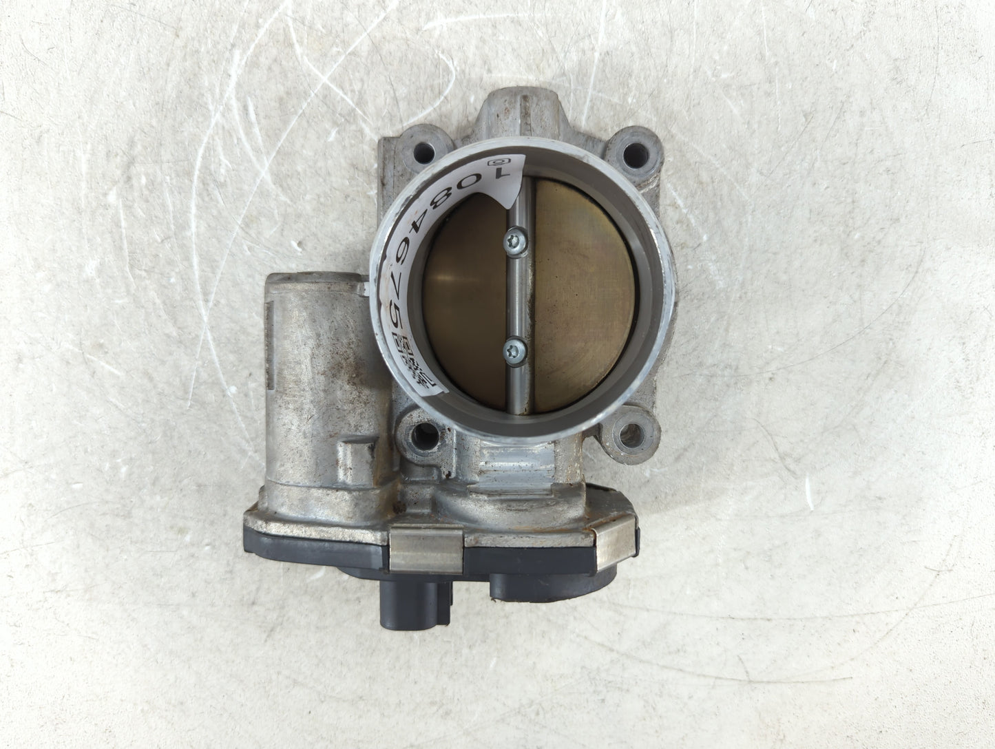 2007 Saturn Outlook Throttle Body P/N:1604AA 995AA Fits Fits 2008 2009 2010 2011 OEM Used Auto Parts - Oemusedautoparts1.com