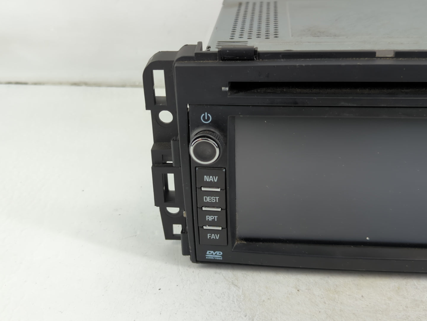 2007 Saturn Outlook Radio AM FM Cd Player Receiver Replacement P/N:15906632 25815341 Fits OEM Used Auto Parts - Oemusedautop