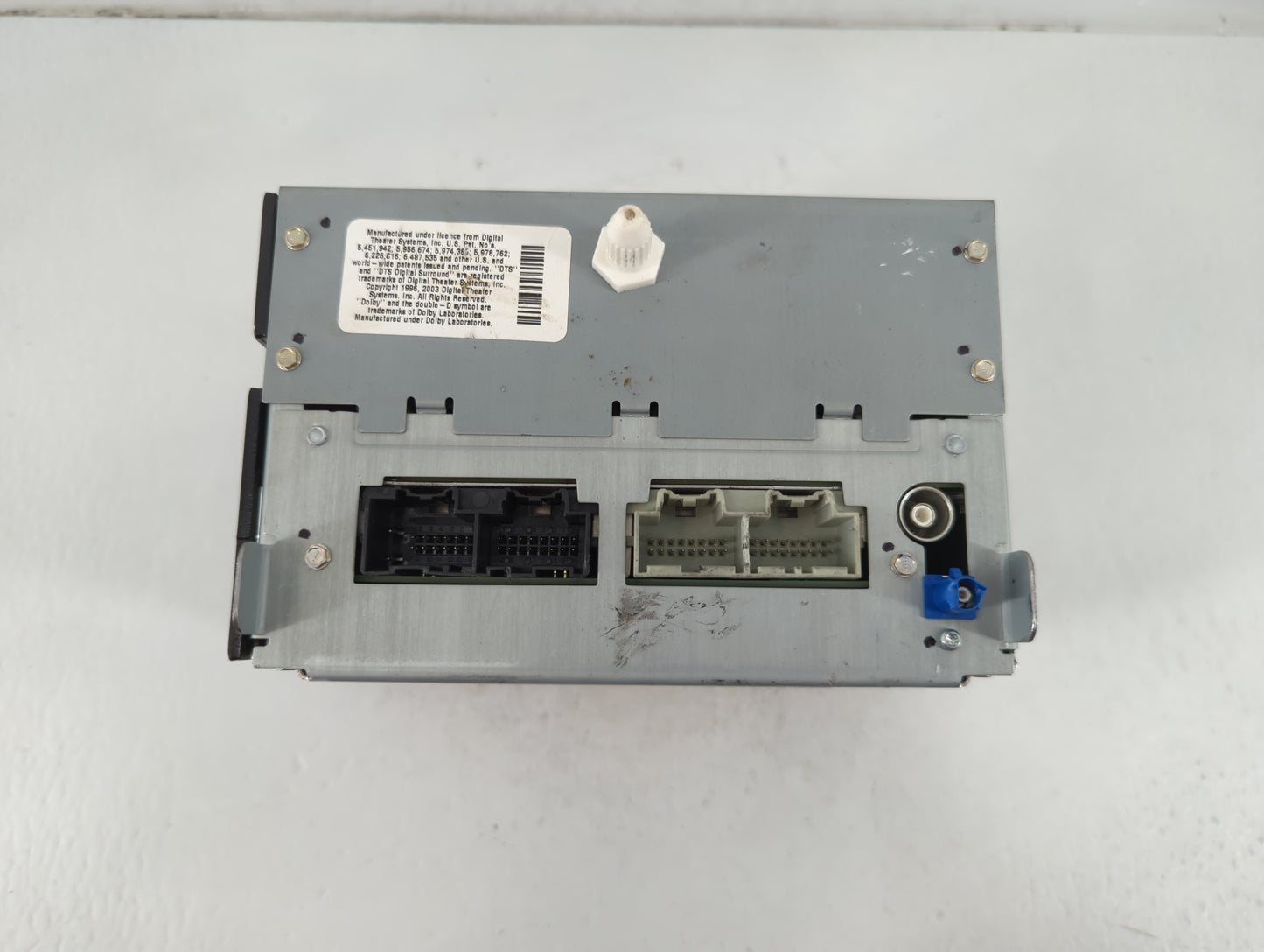 2007 Saturn Outlook Radio AM FM Cd Player Receiver Replacement P/N:15906632 25815341 Fits OEM Used Auto Parts - Oemusedautop