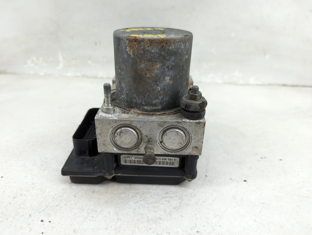2007 Saturn Outlook Anti-Lock Brake ABS Pump Module Actuator OEM Fits OEM Used Auto Parts - Oemusedautoparts1.com