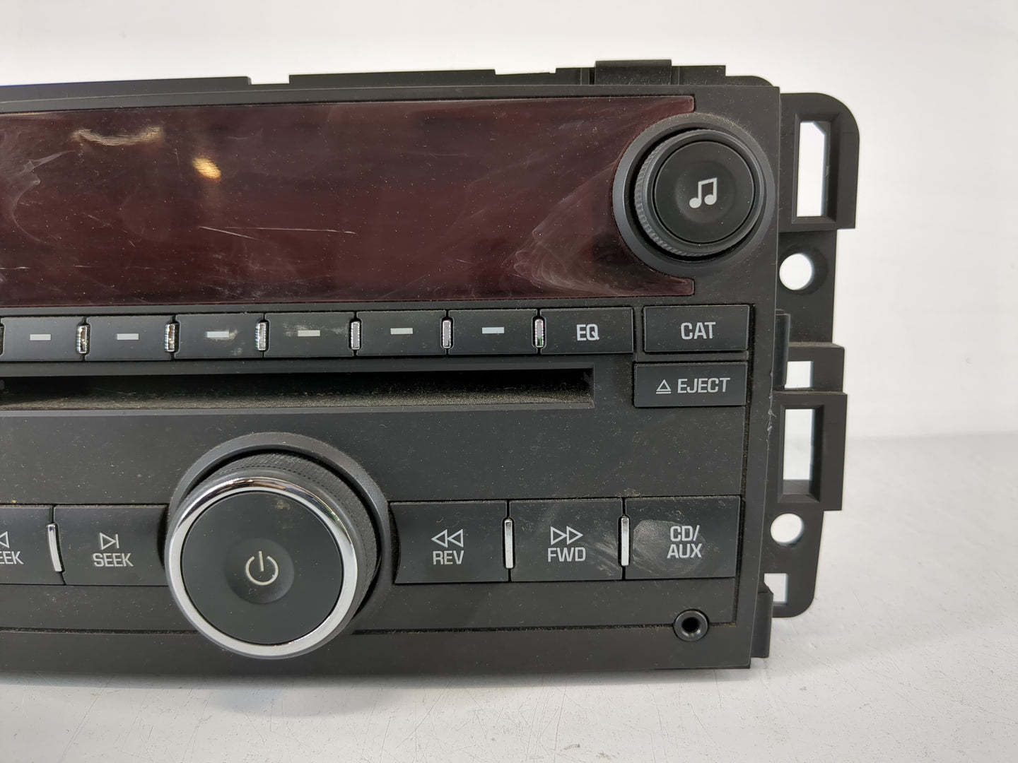 2007 Saturn Outlook Radio AM FM Cd Player Receiver Replacement P/N:25802584 Fits OEM Used Auto Parts - Oemusedautoparts1.com