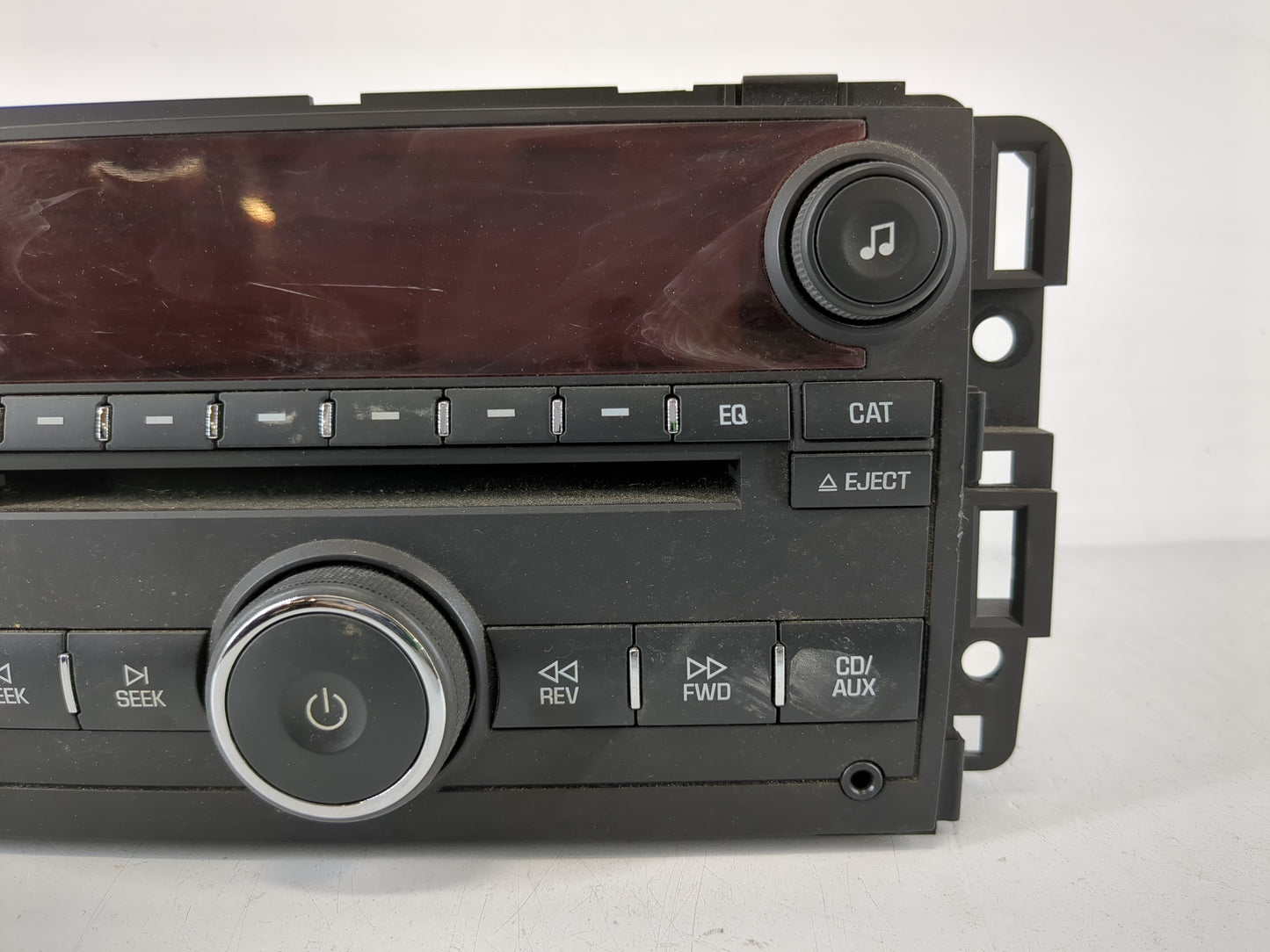 2007 Saturn Outlook Radio AM FM Cd Player Receiver Replacement P/N:25802584 Fits OEM Used Auto Parts - Oemusedautoparts1.com
