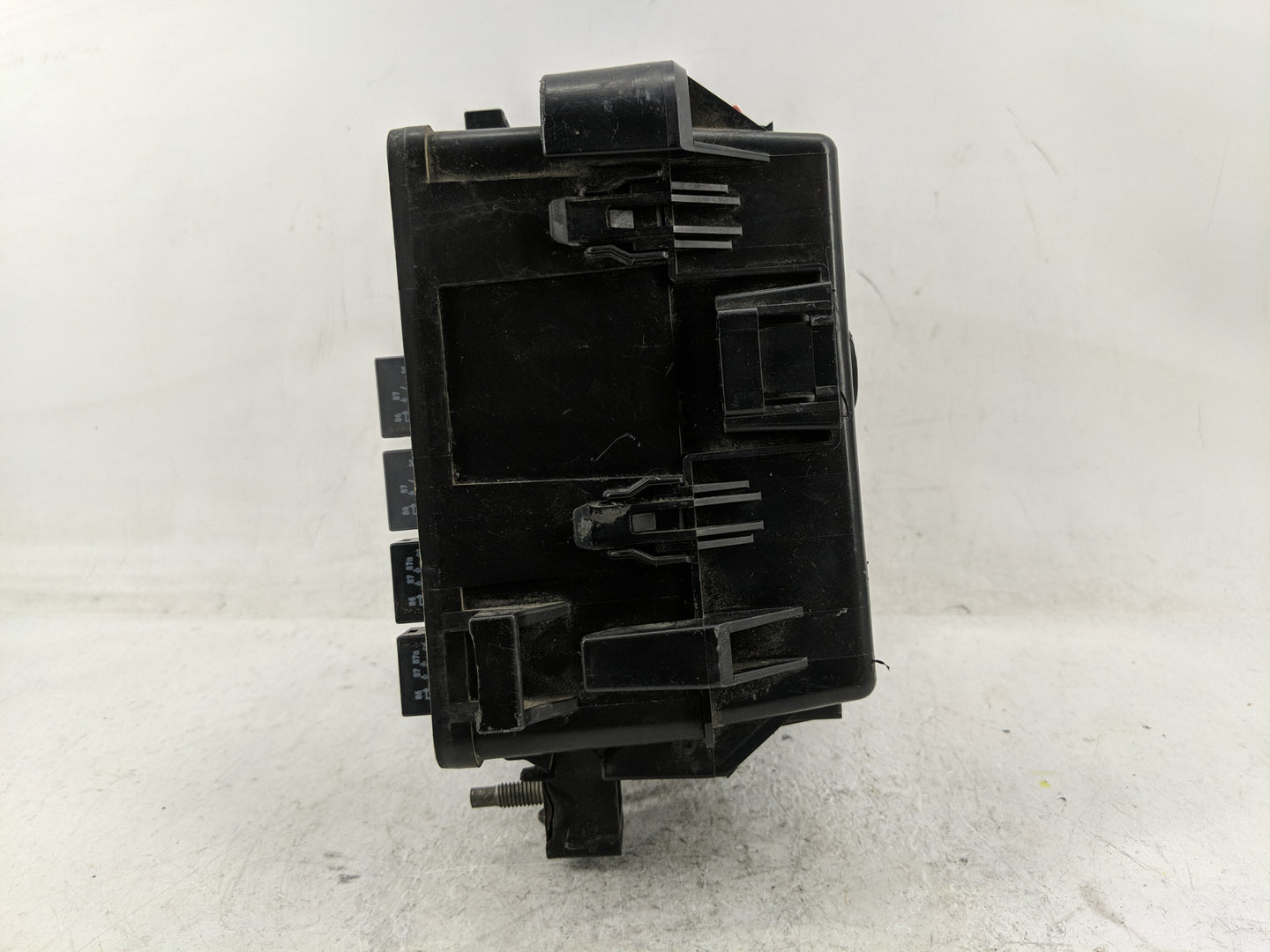 2007 Saturn Outlook Fusebox Fuse Box Panel Relay Module P/N:25856250 Fits OEM Used Auto Parts - Oemusedautoparts1.com