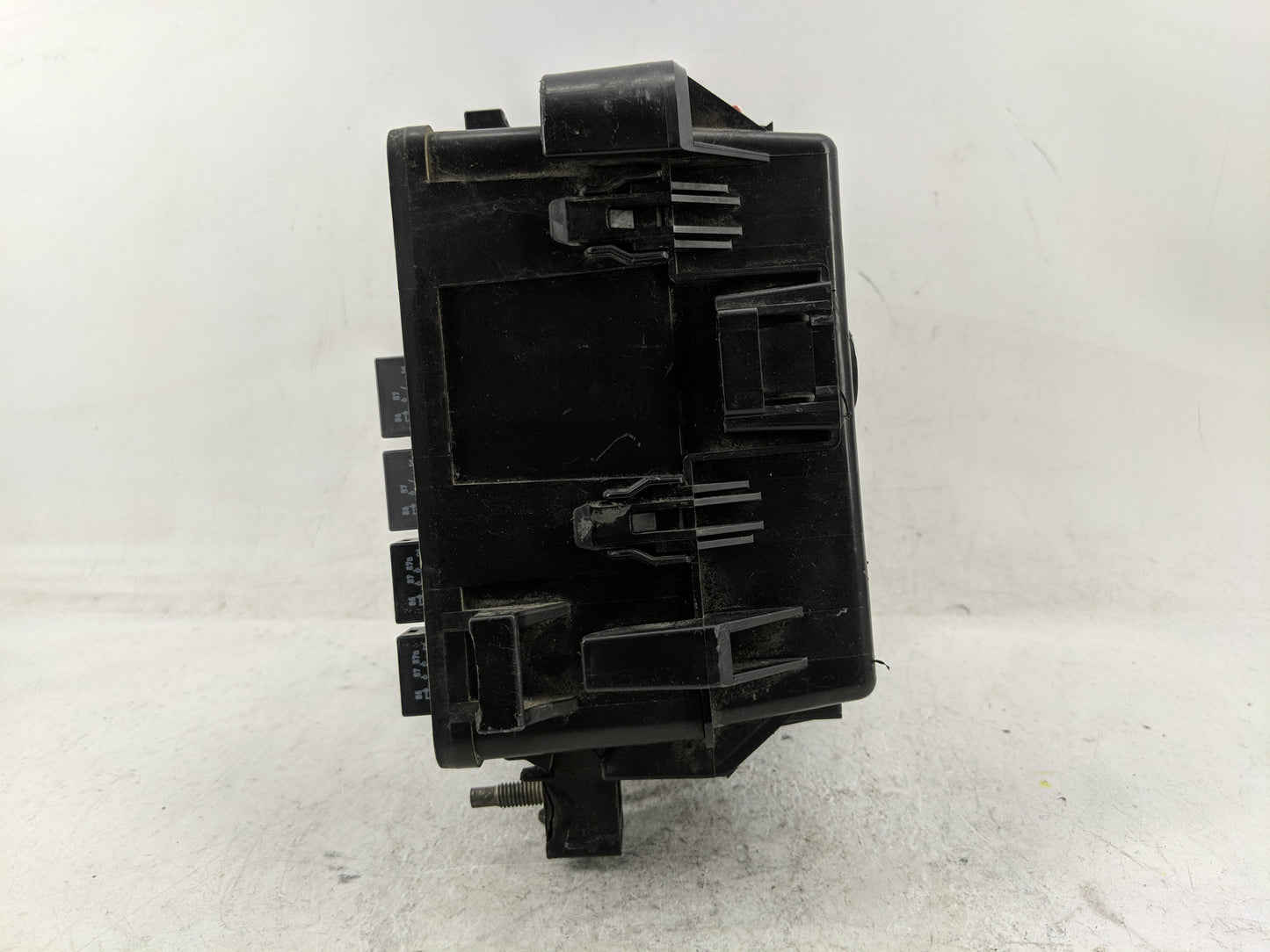 2007 Saturn Outlook Fusebox Fuse Box Panel Relay Module P/N:25856250 Fits OEM Used Auto Parts - Oemusedautoparts1.com