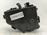 2007 Saturn Outlook Fusebox Fuse Box Panel Relay Module P/N:25856250 Fits OEM Used Auto Parts - Oemusedautoparts1.com