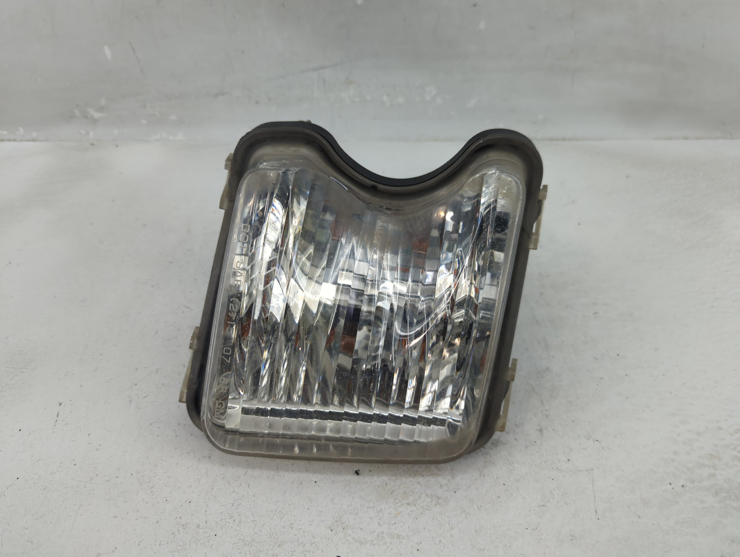 2007 Saturn Outlook Passenger Right Oem Front Light Lamp - Oemusedautoparts1.com
