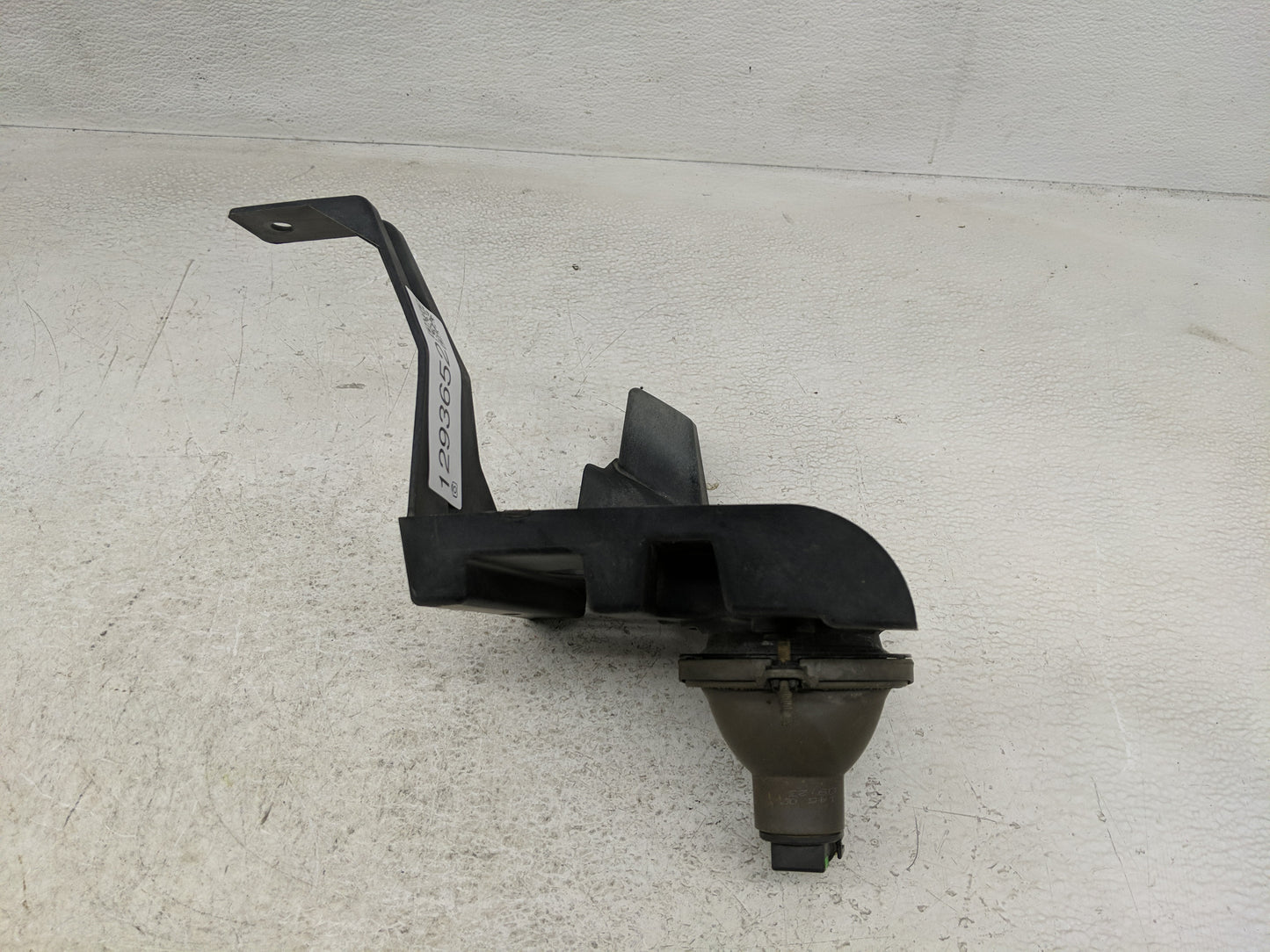 2007 Saturn Outlook Passenger Right Oem Front Light Lamp - Oemusedautoparts1.com