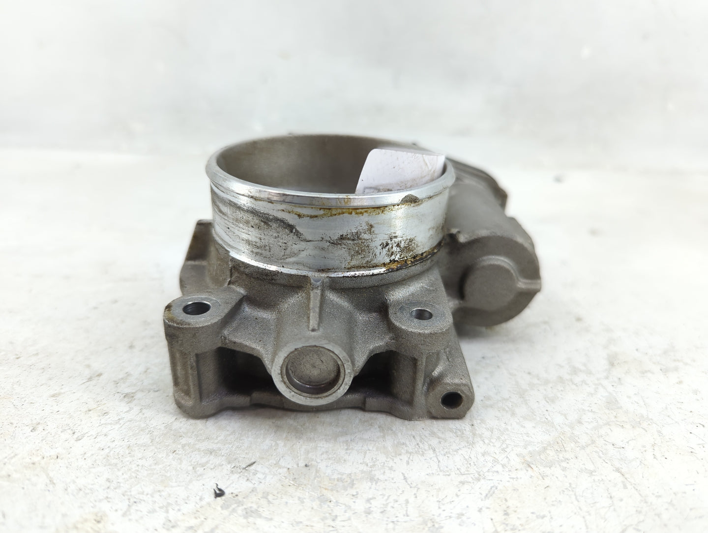 2007 Saturn Outlook Throttle Body Fits Fits 2008 2009 2010 2011 OEM Used Auto Parts - Oemusedautoparts1.com