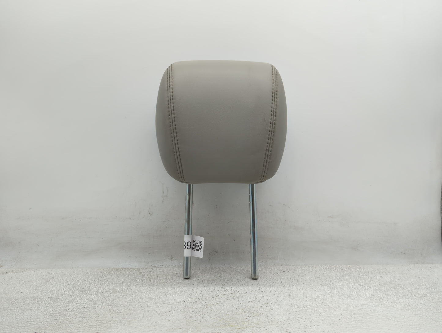 2007 Saturn Outlook Headrest Head Rest Rear Seat Fits Fits 2008 OEM Used Auto Parts - Oemusedautoparts1.com