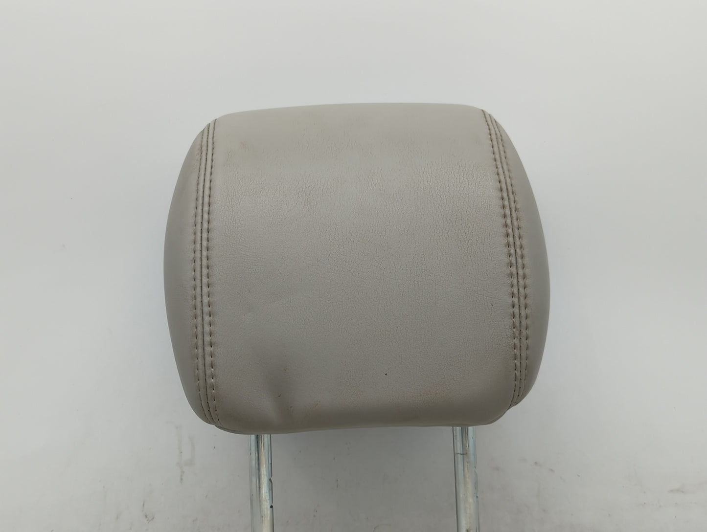 2007 Saturn Outlook Headrest Head Rest Rear Seat Fits Fits 2008 OEM Used Auto Parts - Oemusedautoparts1.com