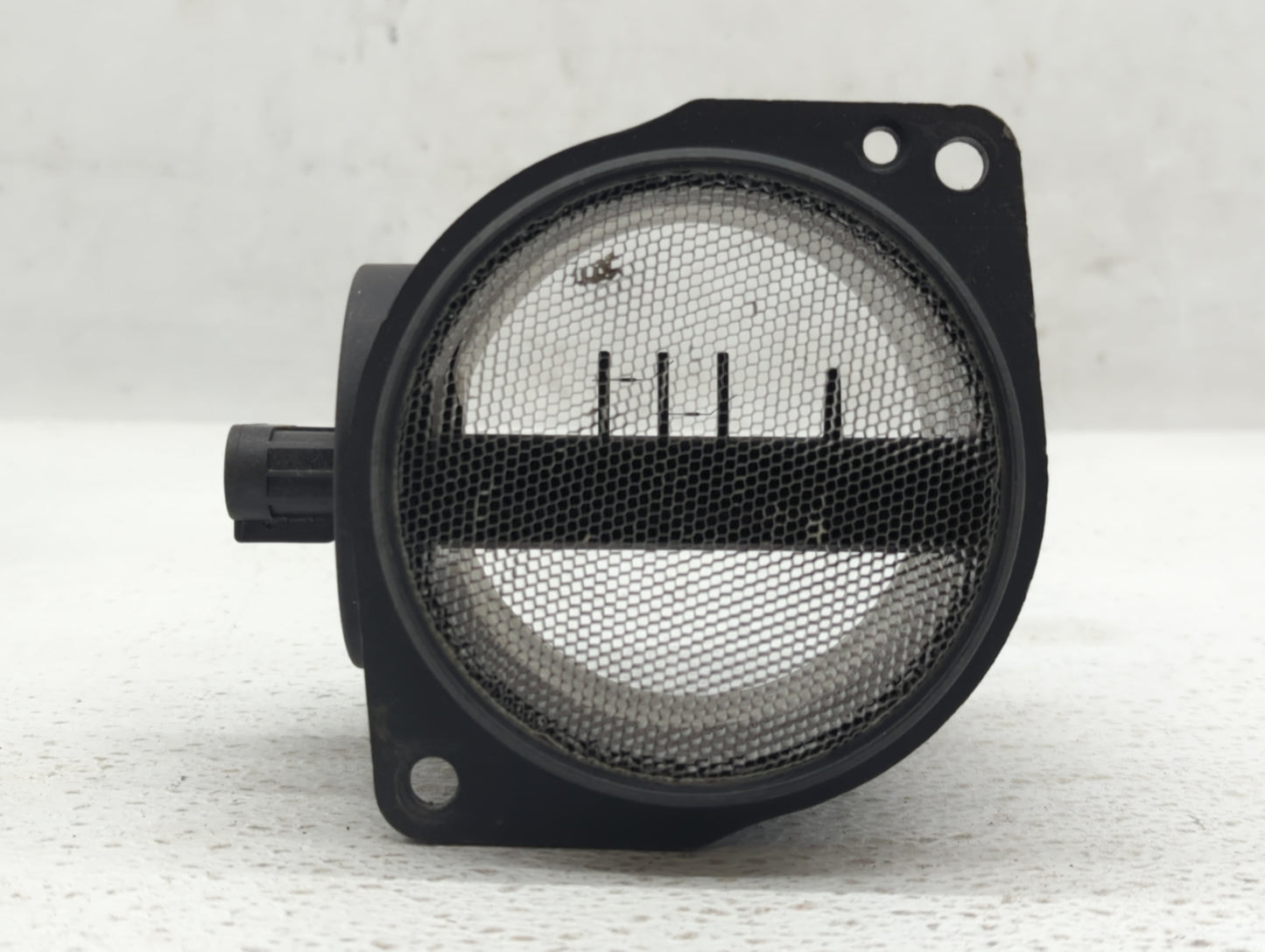 Saturn Outlook Mass Air Flow Meter Maf - Oemusedautoparts1.com