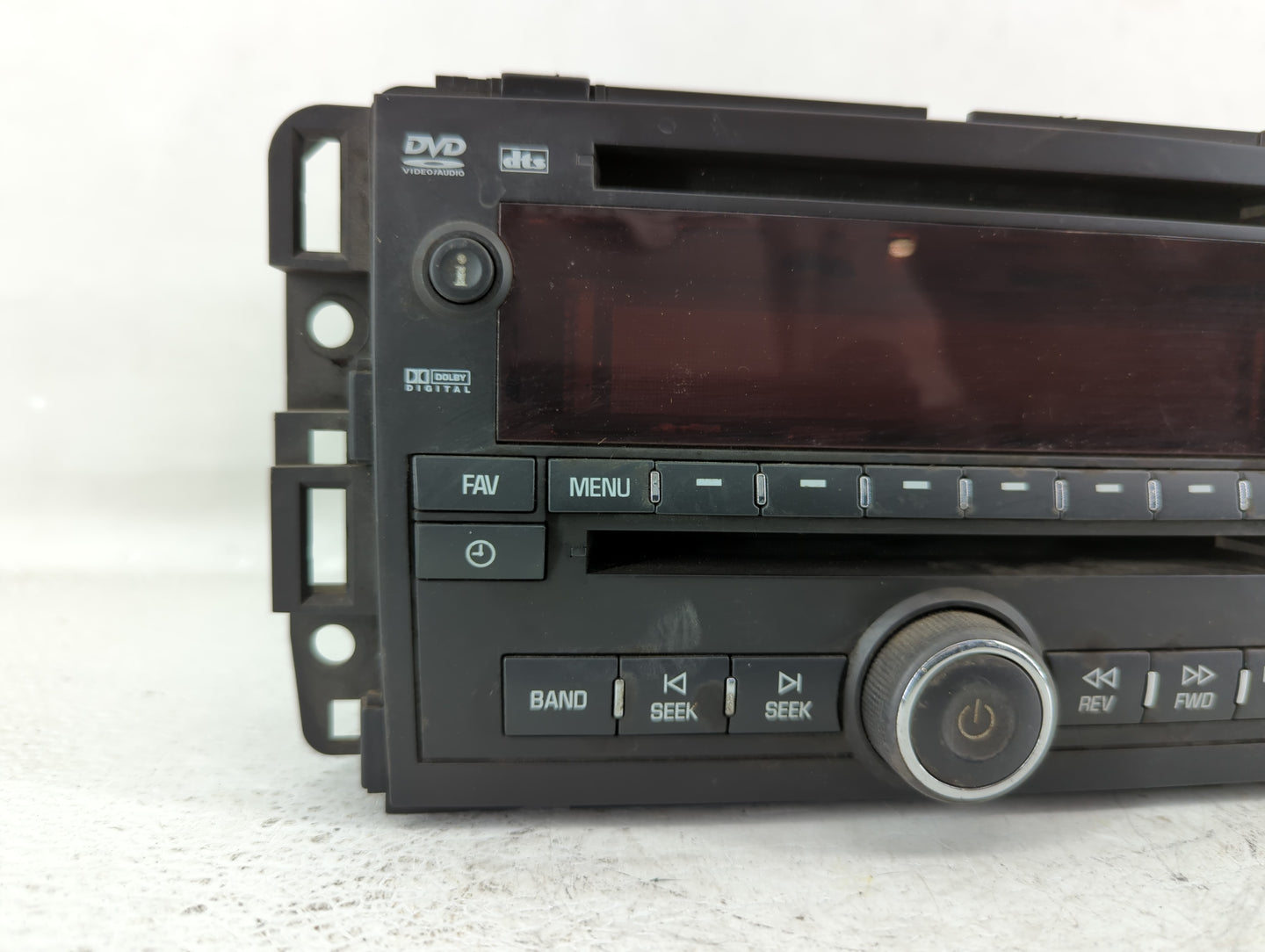 2007 Saturn Outlook Radio AM FM Cd Player Receiver Replacement P/N:CQ-ZG0660ZC 101775, 25802327 Fits OEM Used Auto Parts - O