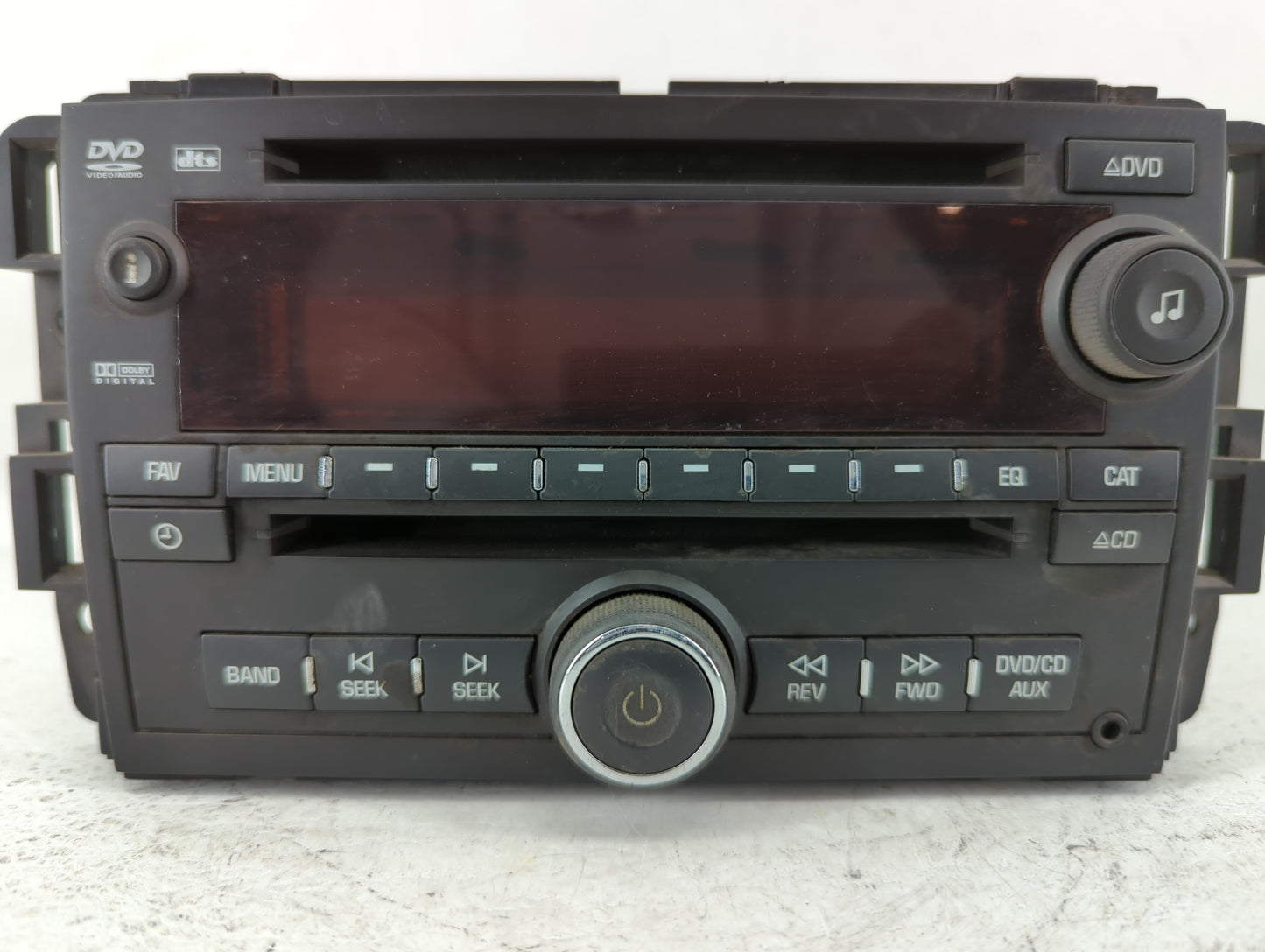 2007 Saturn Outlook Radio AM FM Cd Player Receiver Replacement P/N:CQ-ZG0660ZC 101775, 25802327 Fits OEM Used Auto Parts - O