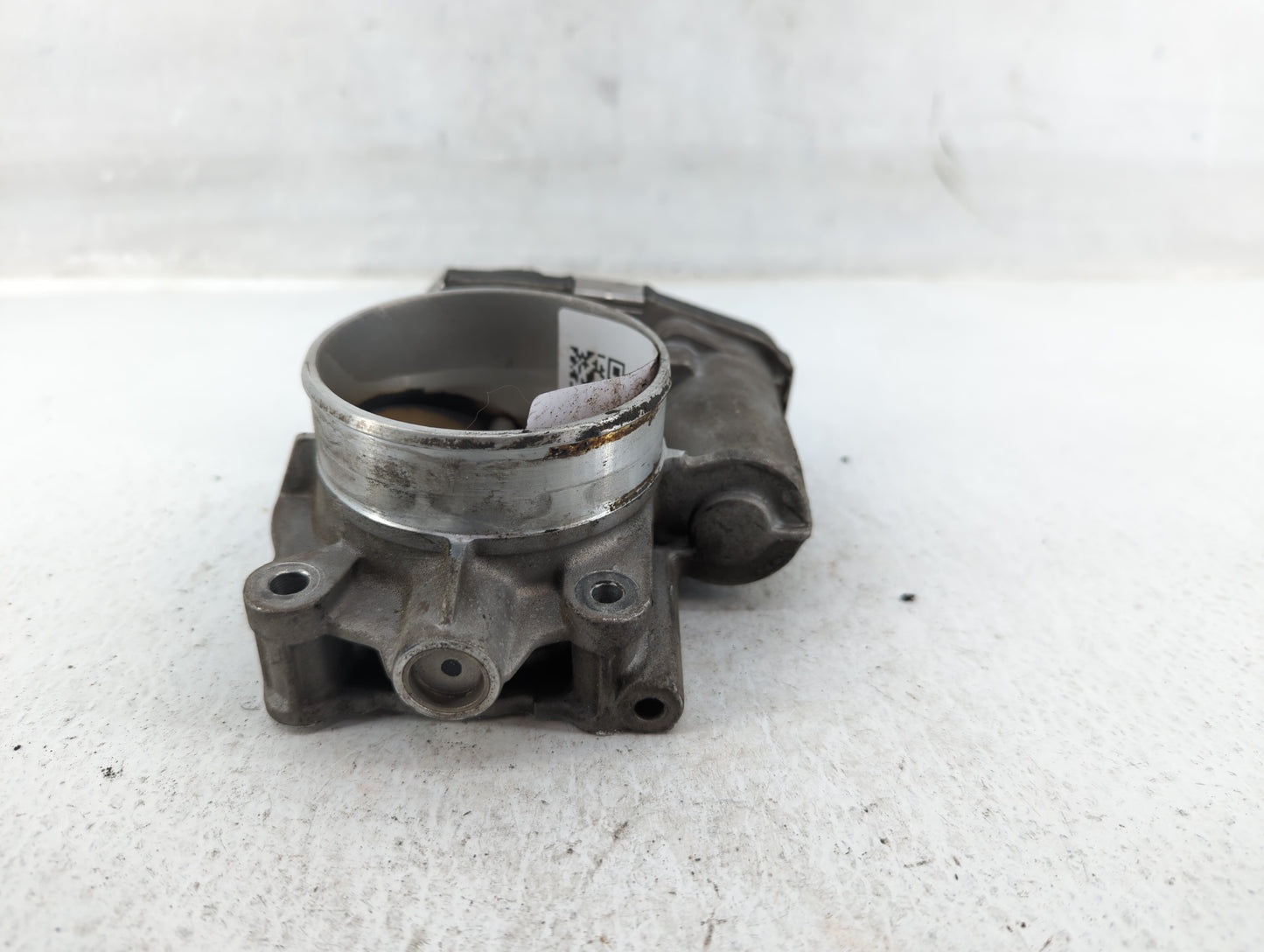 2007 Saturn Outlook Throttle Body Fits Fits 2008 2009 2010 2011 OEM Used Auto Parts - Oemusedautoparts1.com