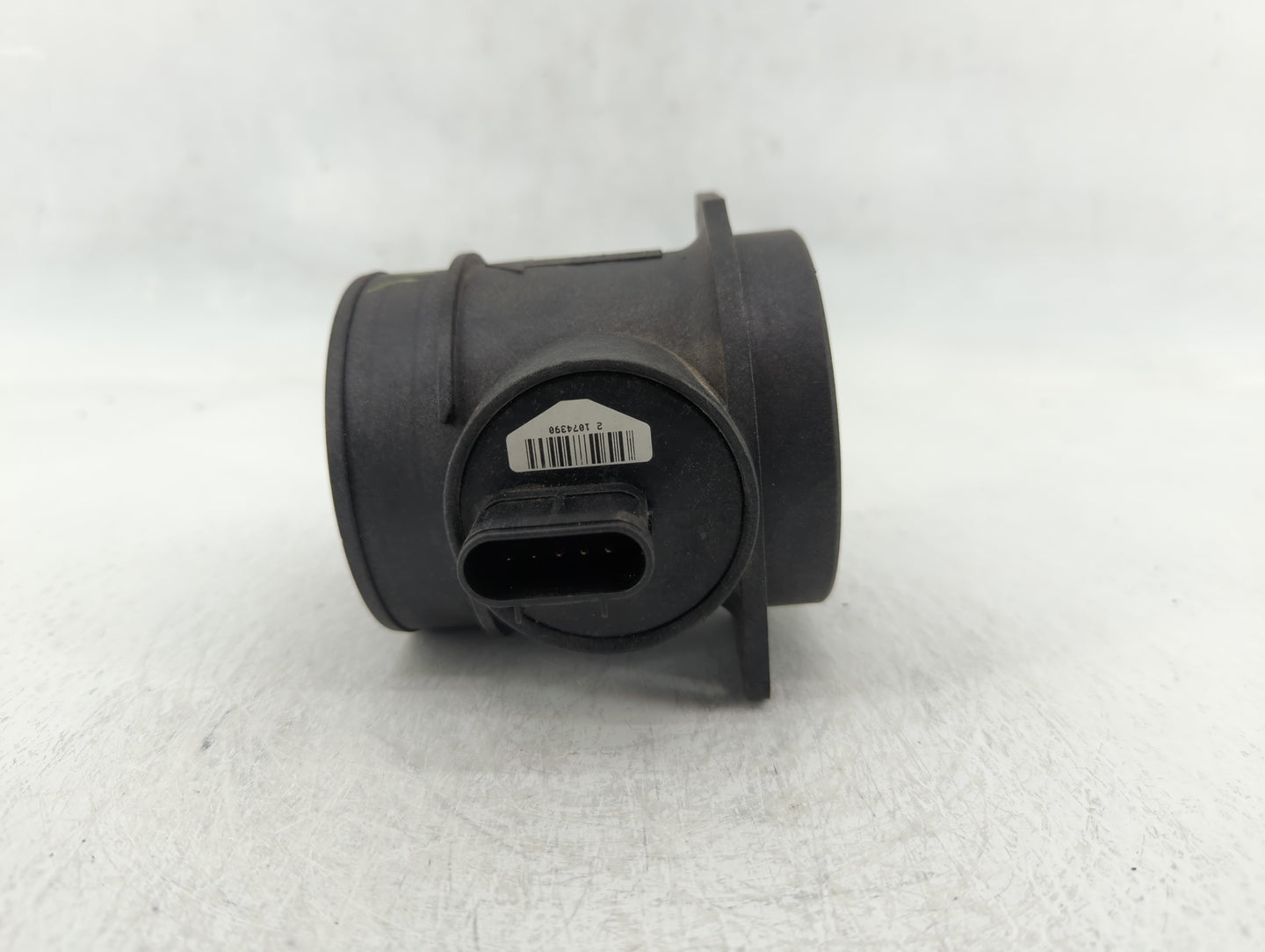 Saturn Outlook Mass Air Flow Meter Maf - Oemusedautoparts1.com