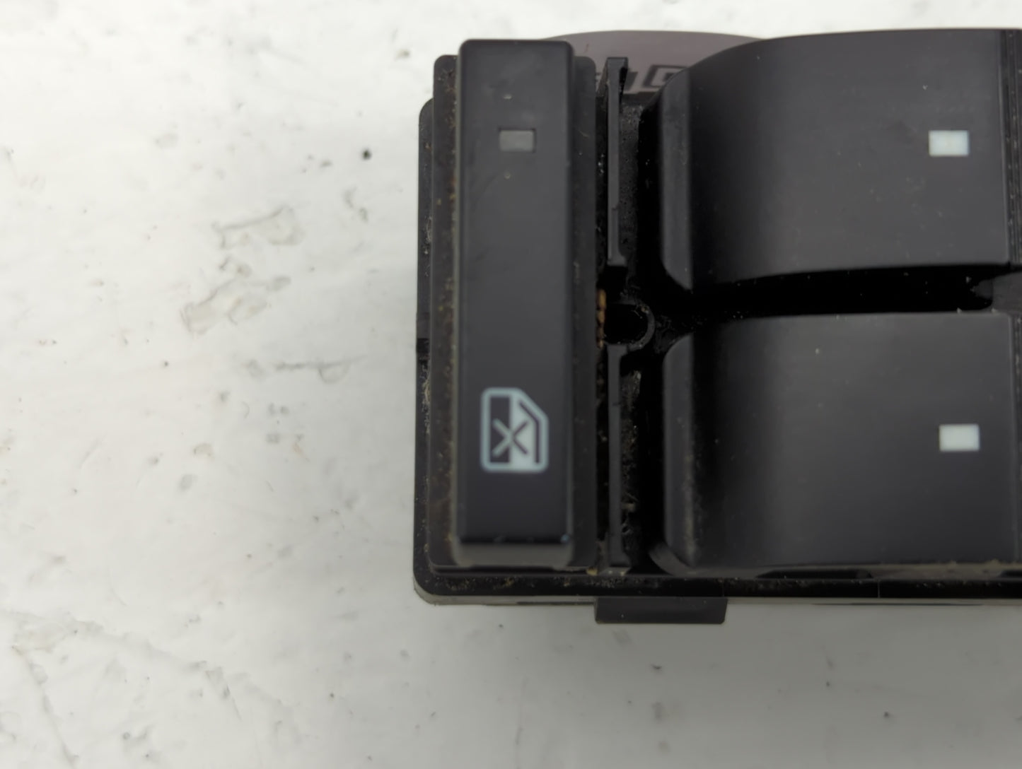 2007 Saturn Outlook Master Power Window Switch Replacement Driver Side Left P/N:25789238 Fits OEM Used Auto Parts - Oemuseda