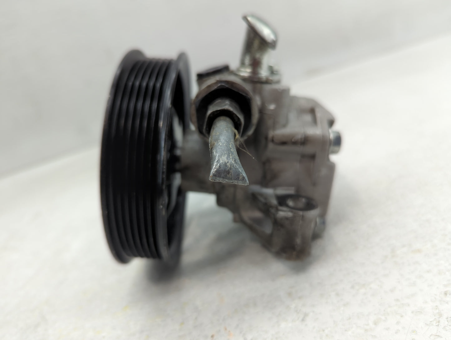 Saturn Outlook Power Steering Column Pump Oem - Oemusedautoparts1.com