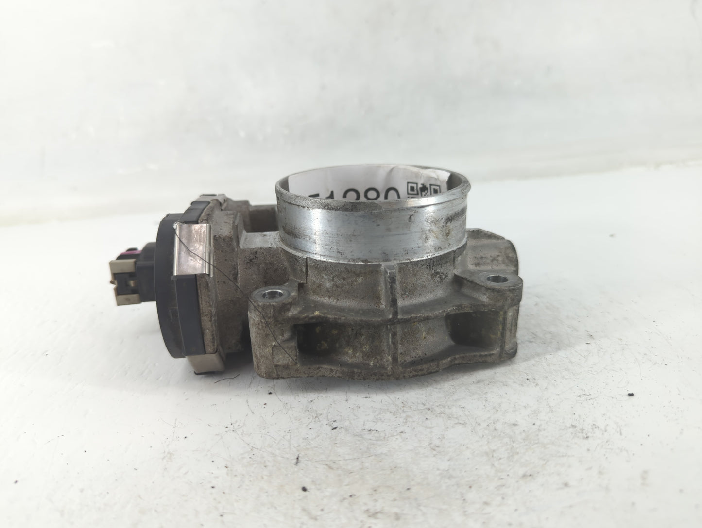 2007 Saturn Outlook Throttle Body P/N:AA591HB8773 Fits Fits 2008 2009 2010 2011 OEM Used Auto Parts - Oemusedautoparts1.com