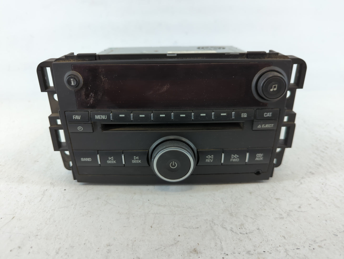 2007 Saturn Outlook Am Fm Cd Player Radio Receiver - Oemusedautoparts1.com